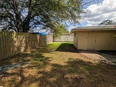 5011 Warren Dr - Photo 3 of 19