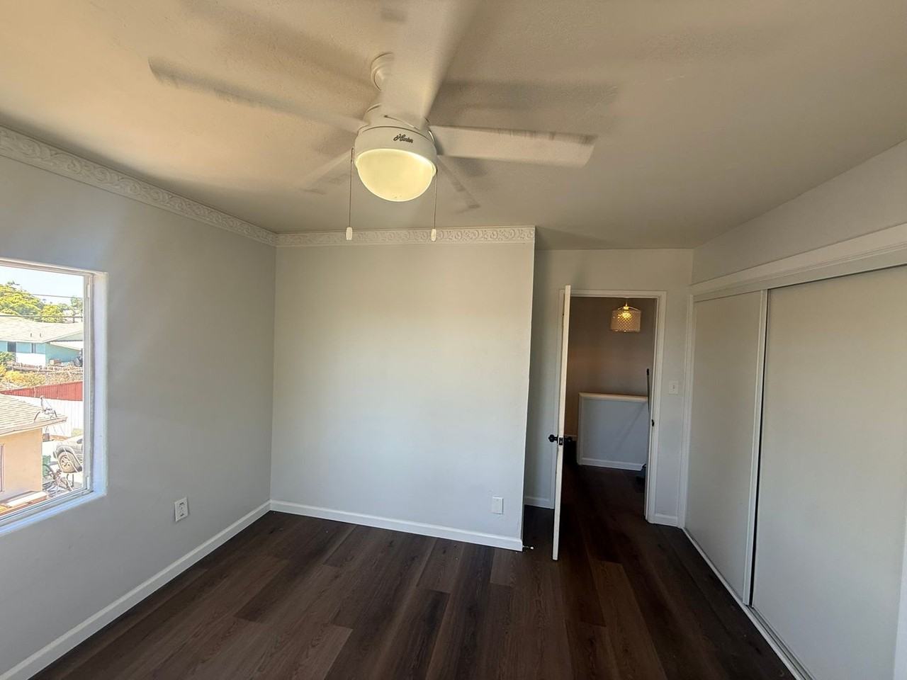 548 West St - Photo 5 of 6