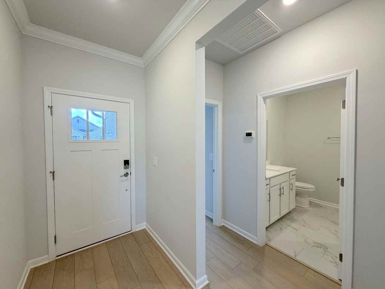 305 Susan Lynn Dr - Photo 4 of 39