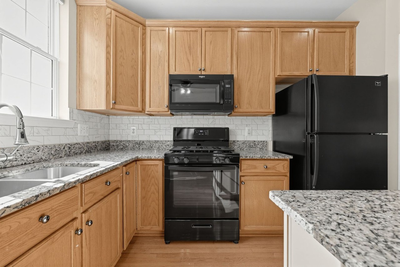 7589 Great Swan Ct - Photo 2 of 41