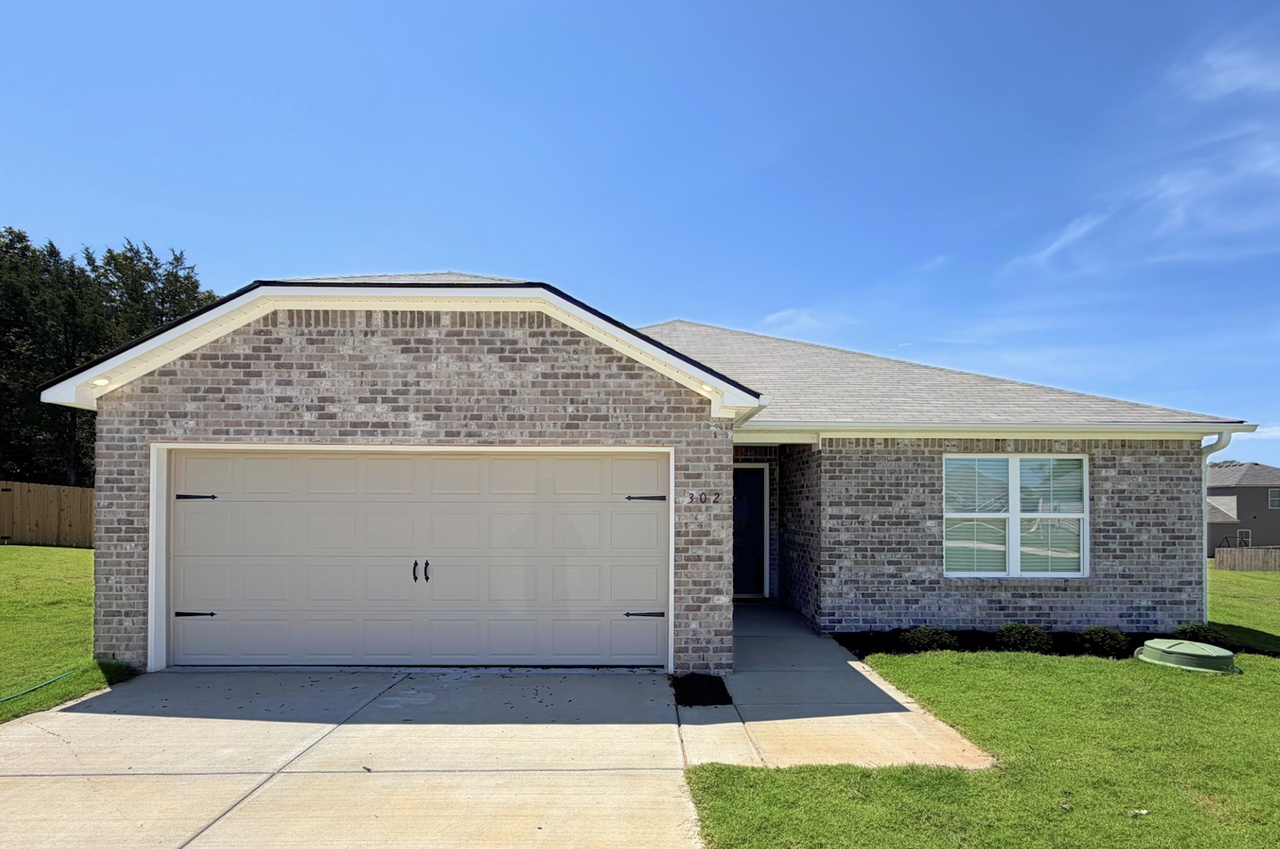 302 Spanish Moss Court - Photo 2 of 33