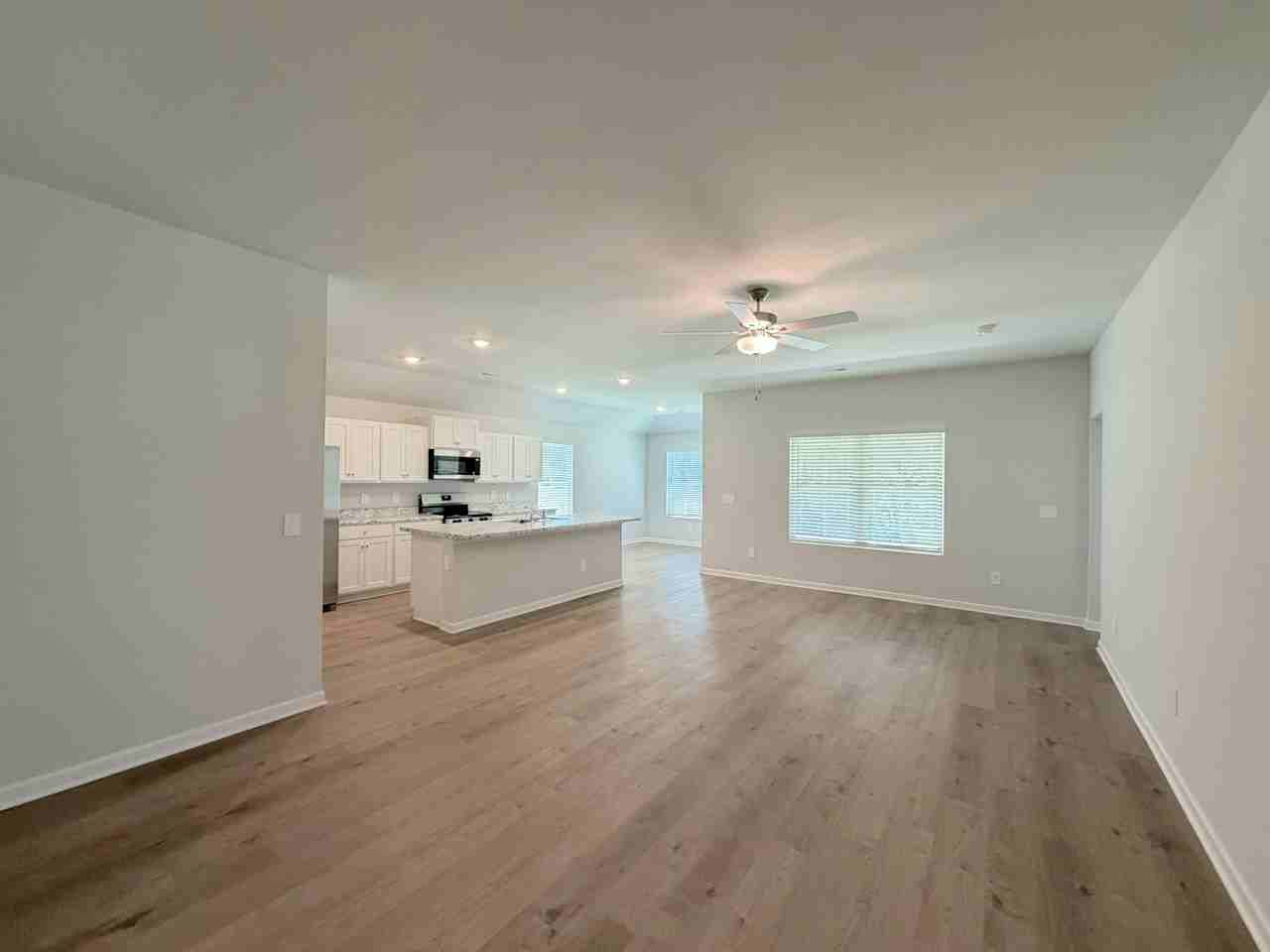 302 Spanish Moss Court - Photo 5 of 33