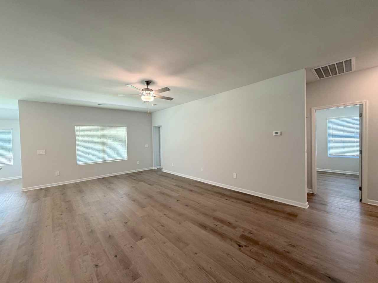 302 Spanish Moss Court - Photo 6 of 33