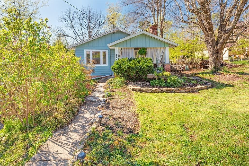 392 Sulphur Springs Road - Photo 2 of 12