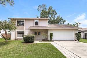 featured image of 15715 Country Lake Dr