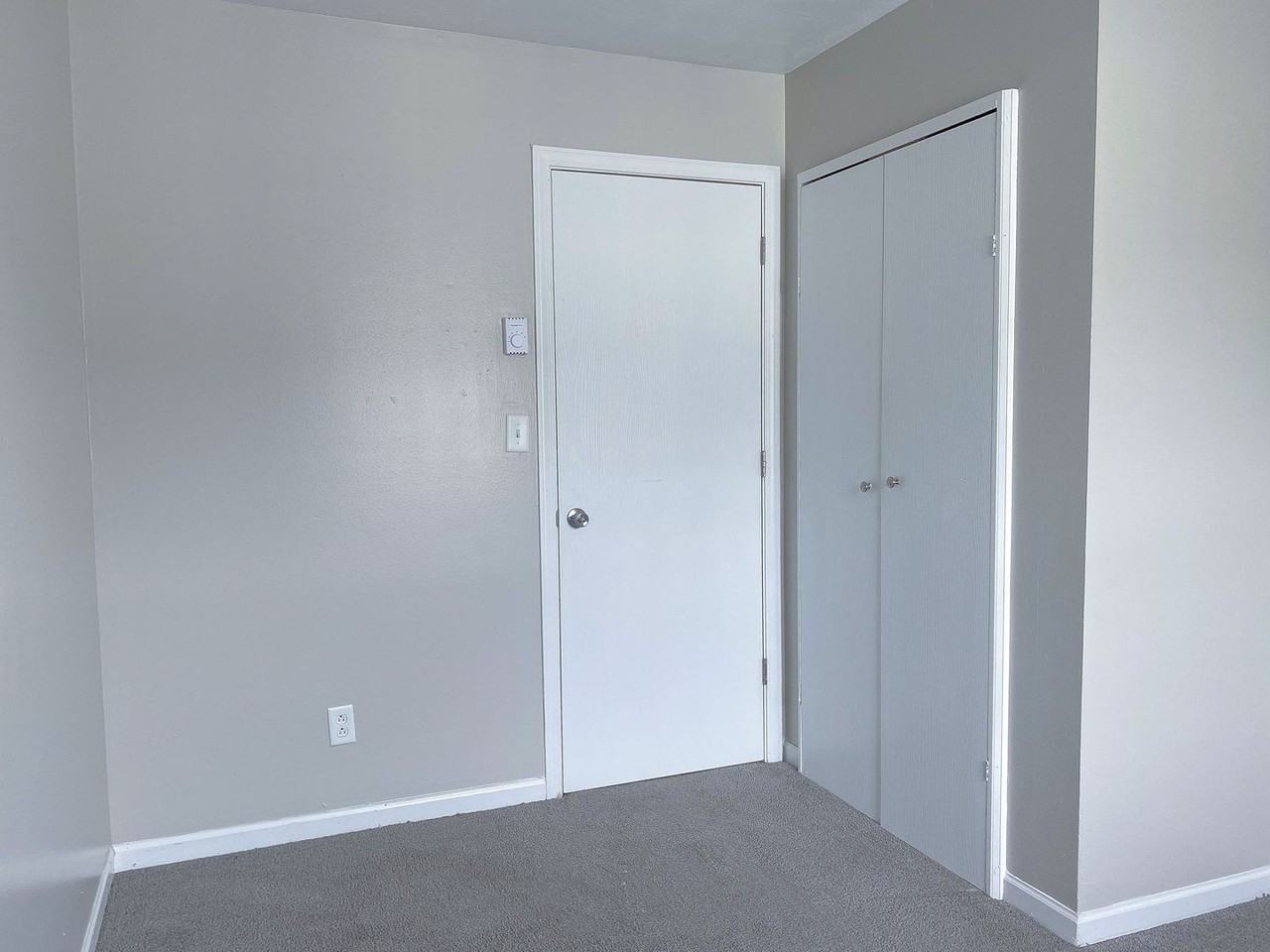 Washington Square Apartment - Photo 6 of 25