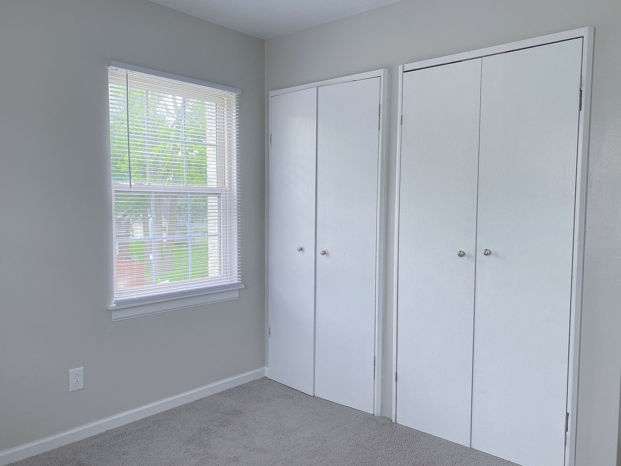 Washington Square Apartment - Photo 7 of 10