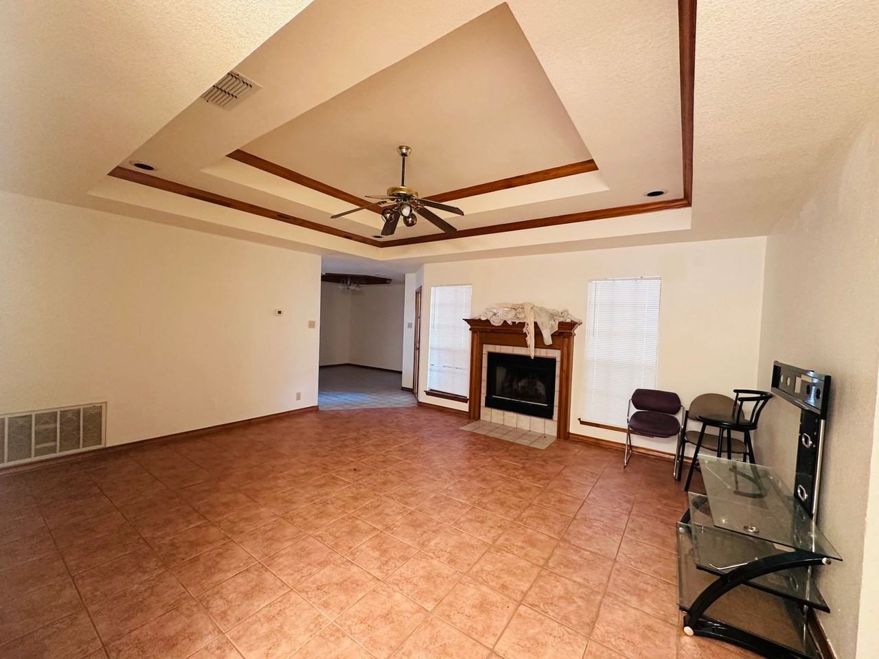 4205 Snowbird Dr - Photo 4 of 20