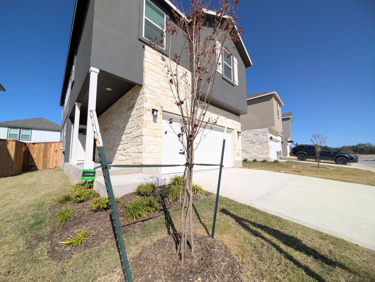 206 Kislingbury Ln - Photo 2 of 29