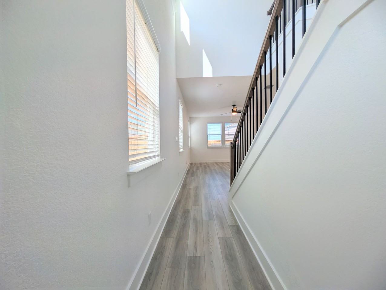 206 Kislingbury Ln - Photo 4 of 29