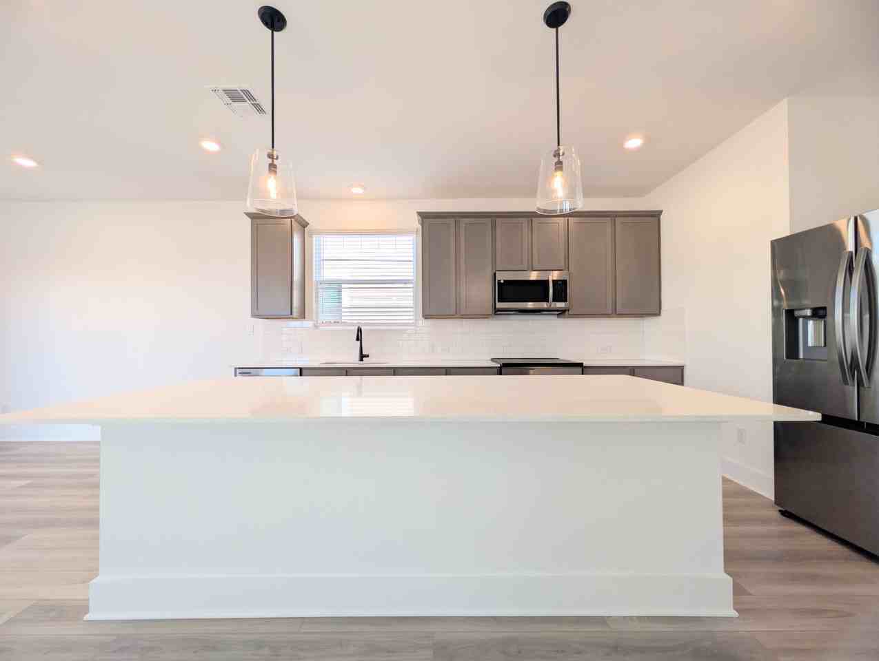 206 Kislingbury Ln - Photo 7 of 29
