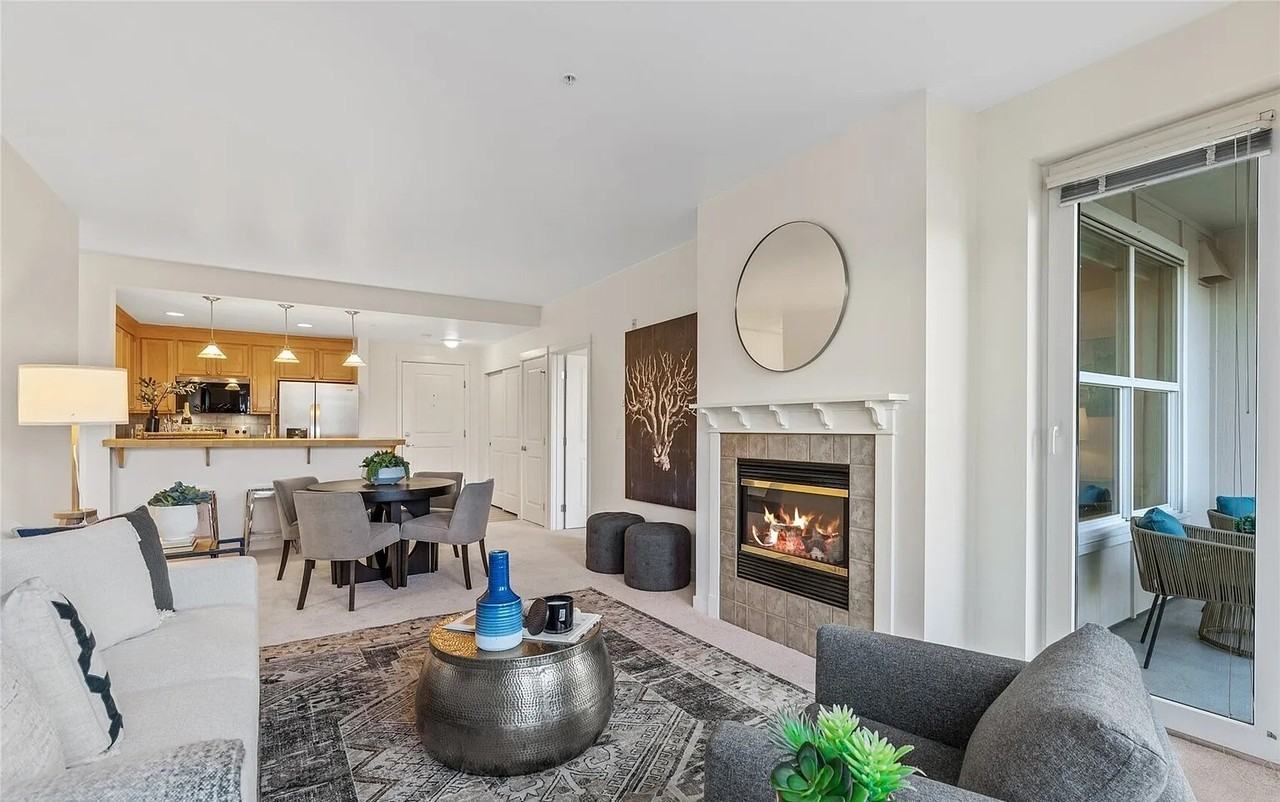 55 Williams Avenue South - Photo 4 of 9