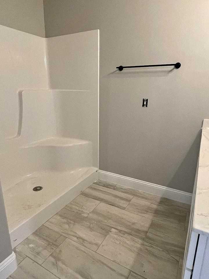 104 Ervin Loop - Photo 4 of 12