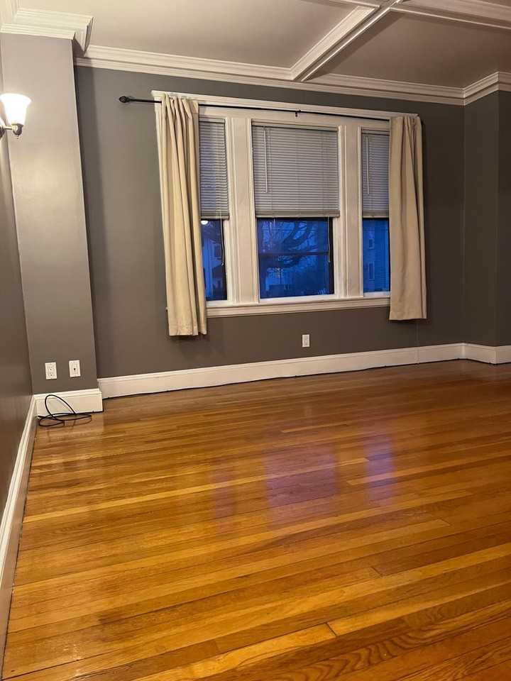 106 Kenoza Avenue - Photo 7 of 35