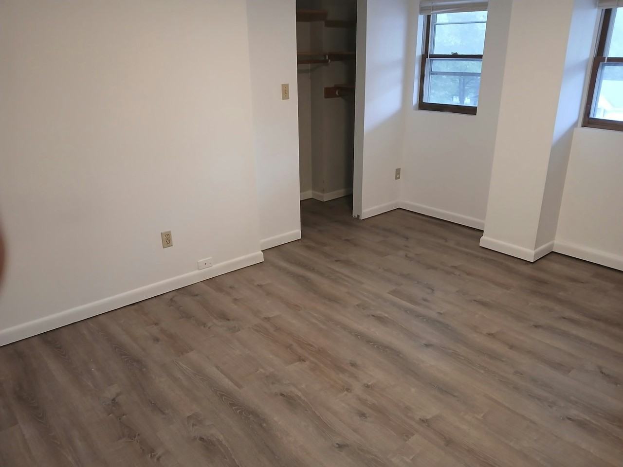1261 NY-7, Unit 9 - Photo 4 of 5