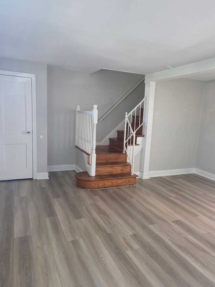 1913 Prospect Rd - Photo 5 of 28