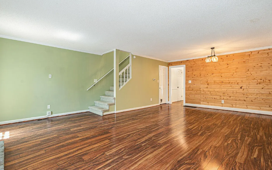1629 Ashwood Lane - Photo 6 of 12