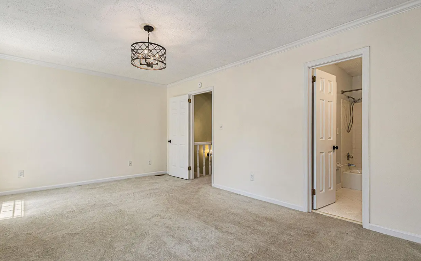 1629 Ashwood Lane - Photo 7 of 12