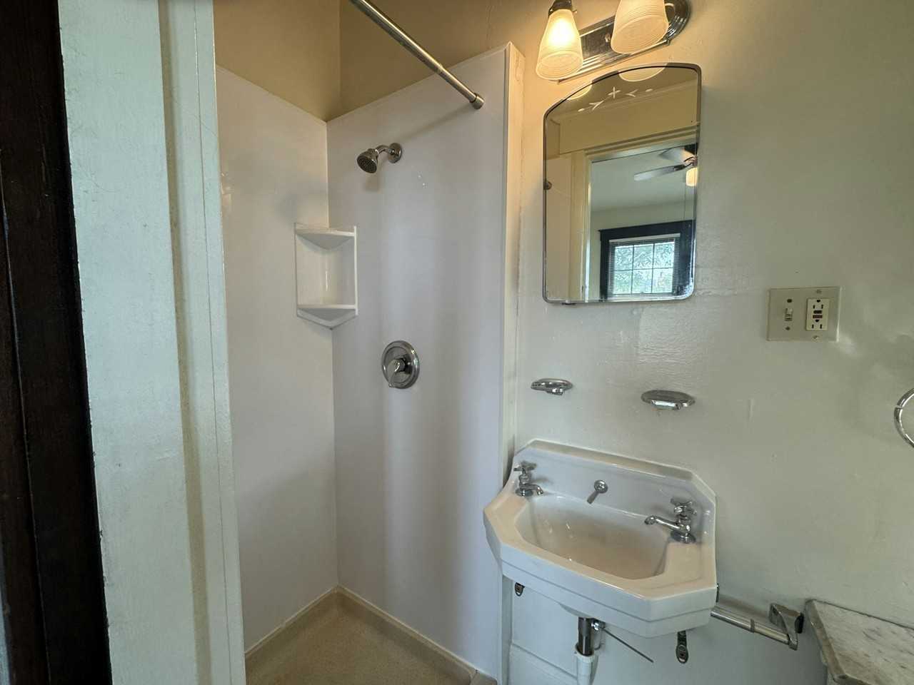2631 Highland Avenue, Unit 3 - Photo 7 of 7
