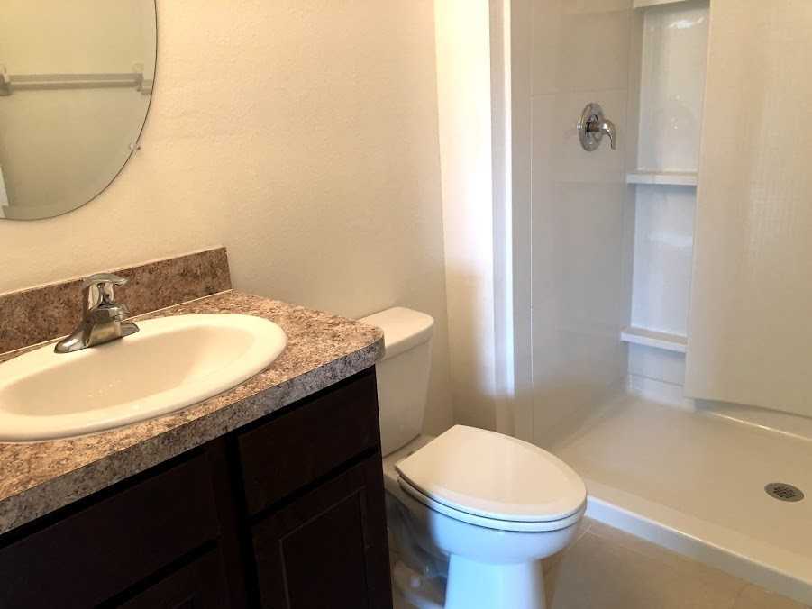 11154 Leland Groves Dr - Photo 6 of 17