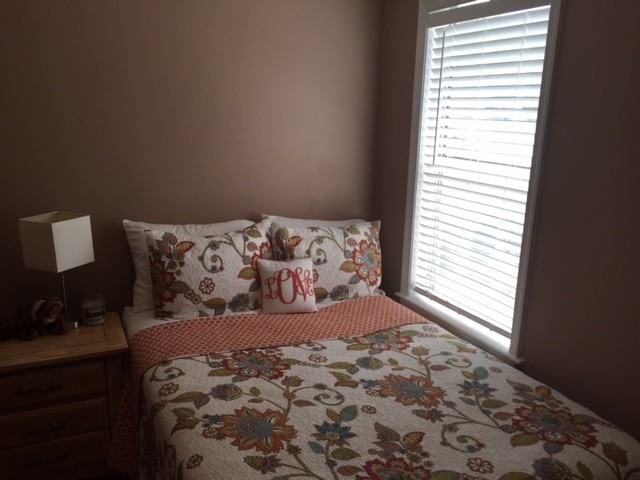 1350 Crane Cres - Photo 5 of 9
