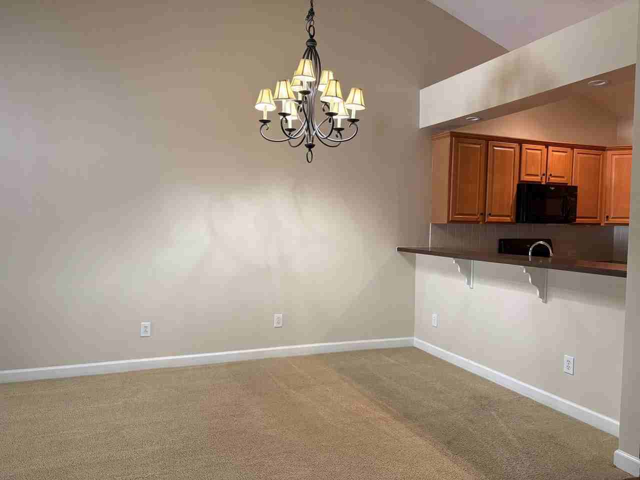 804 Pelican Ln - Photo 4 of 21