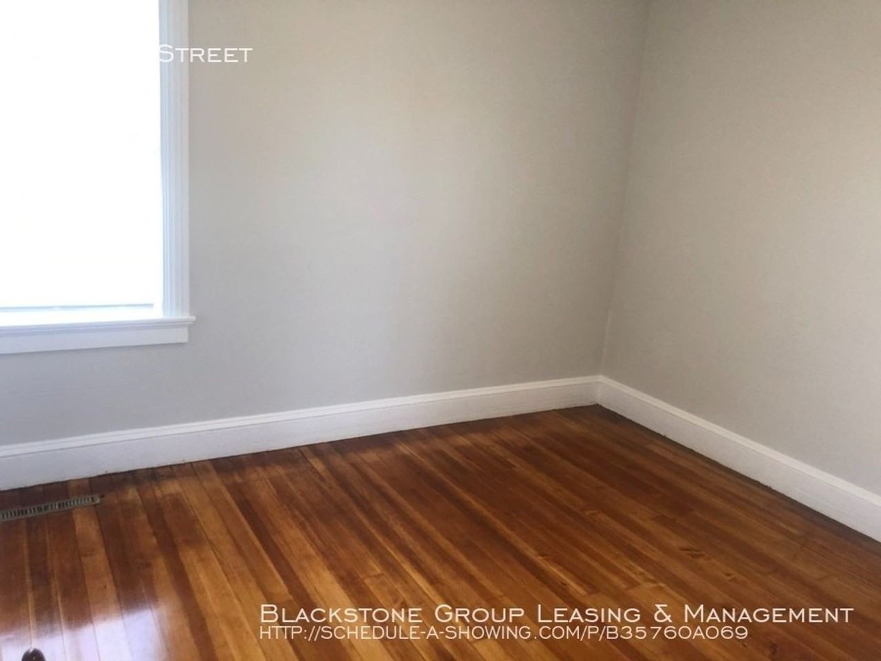 58 Fort St - Photo 4 of 21