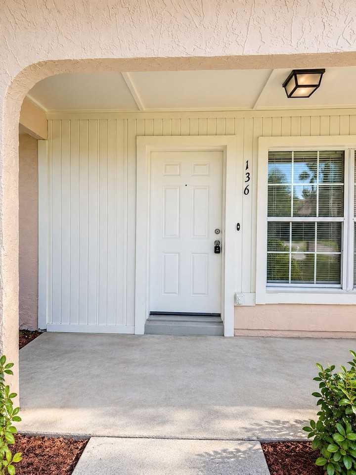 136 Birmingham Dr - Photo 4 of 18