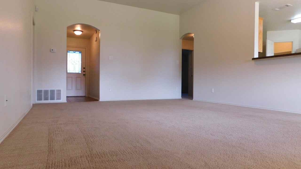 210 Viola Dr - Photo 6 of 47