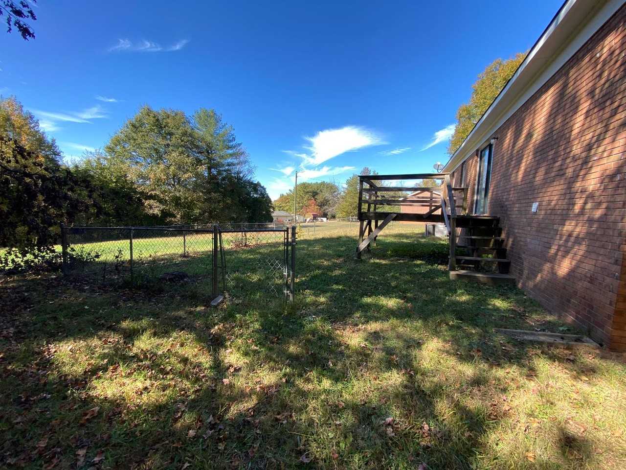 6026 Emerald Ln - Photo 2 of 21
