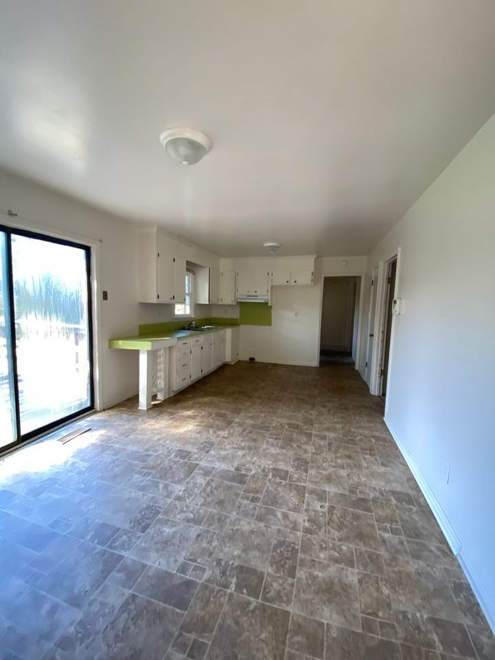 6026 Emerald Ln - Photo 5 of 21