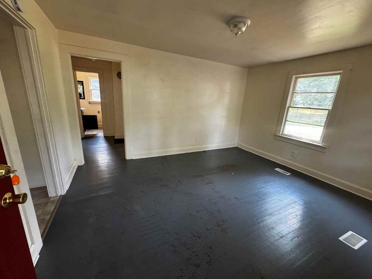 350 Grice St - Photo 3 of 27