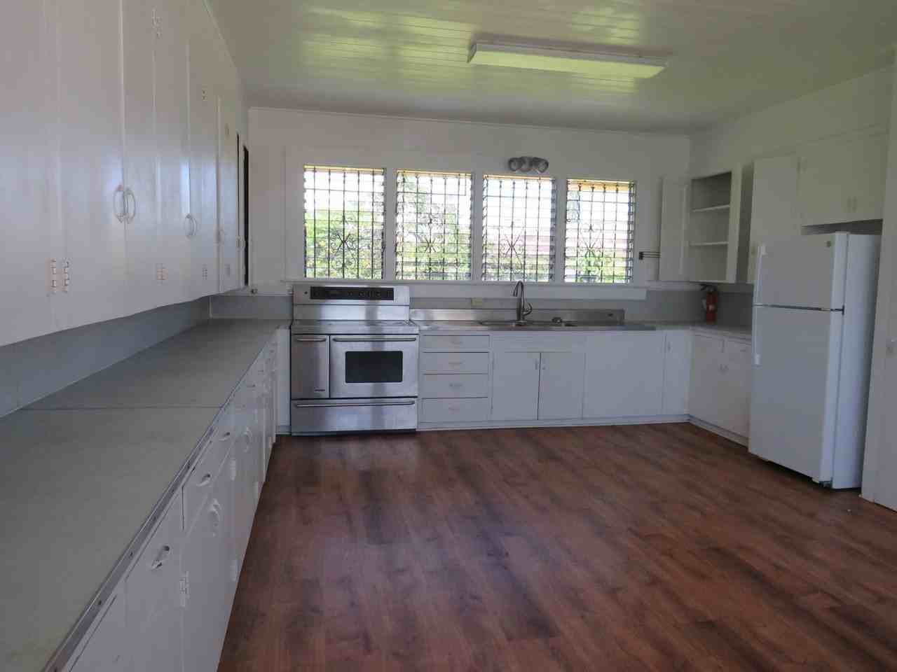 18 Lono St - Photo 3 of 15