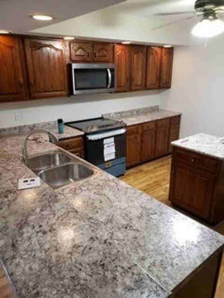 504 Mountain Breeze Ln - Photo 4 of 22