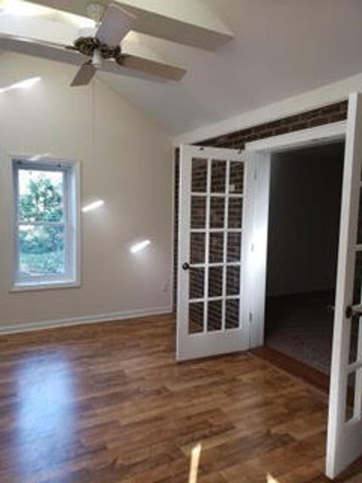 504 Mountain Breeze Ln - Photo 6 of 22