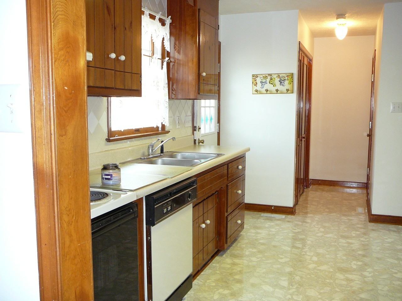 19224 Maurer Ln - Photo 5 of 30