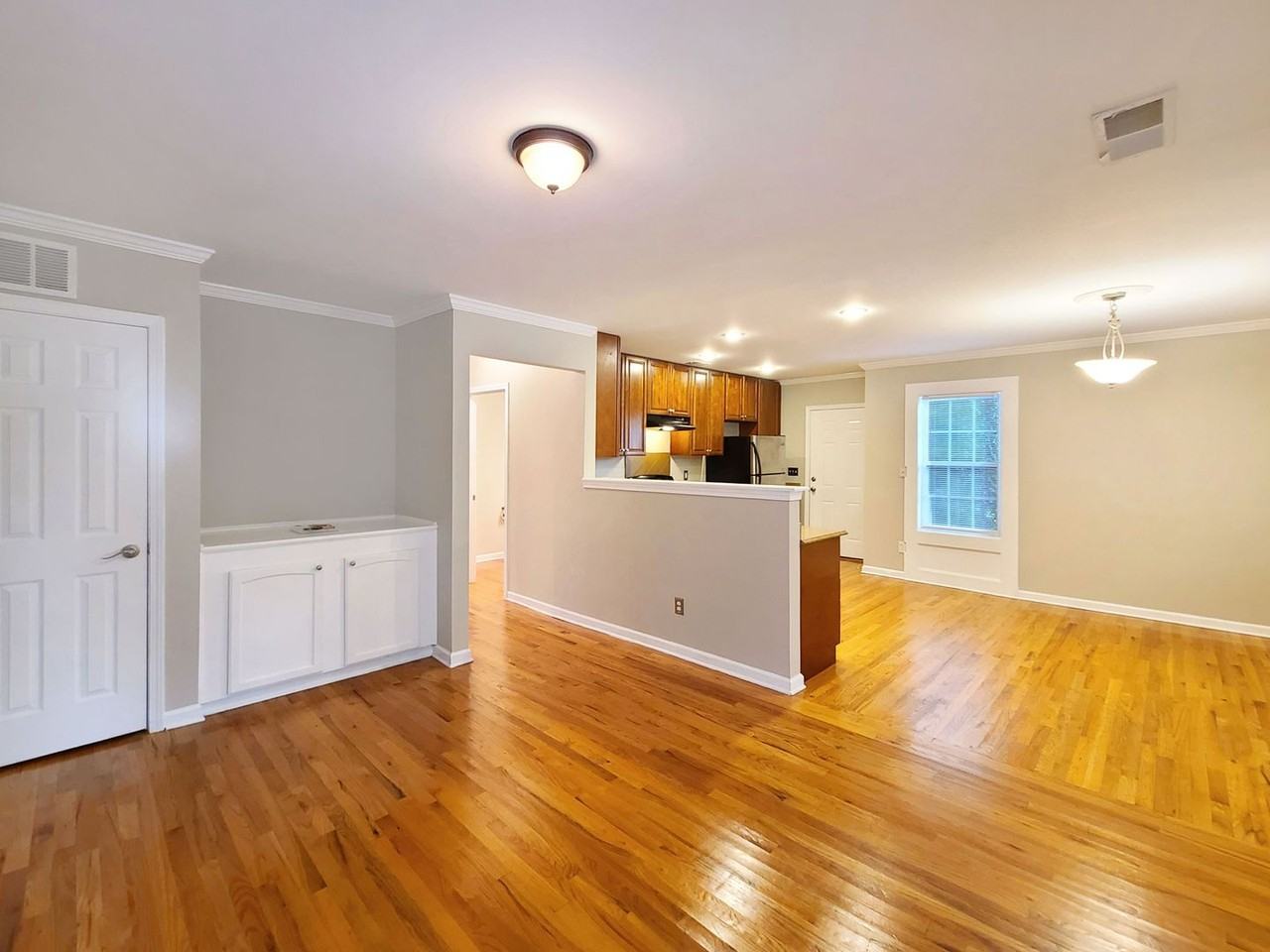 128 Brook Cir Se - Photo 7 of 34