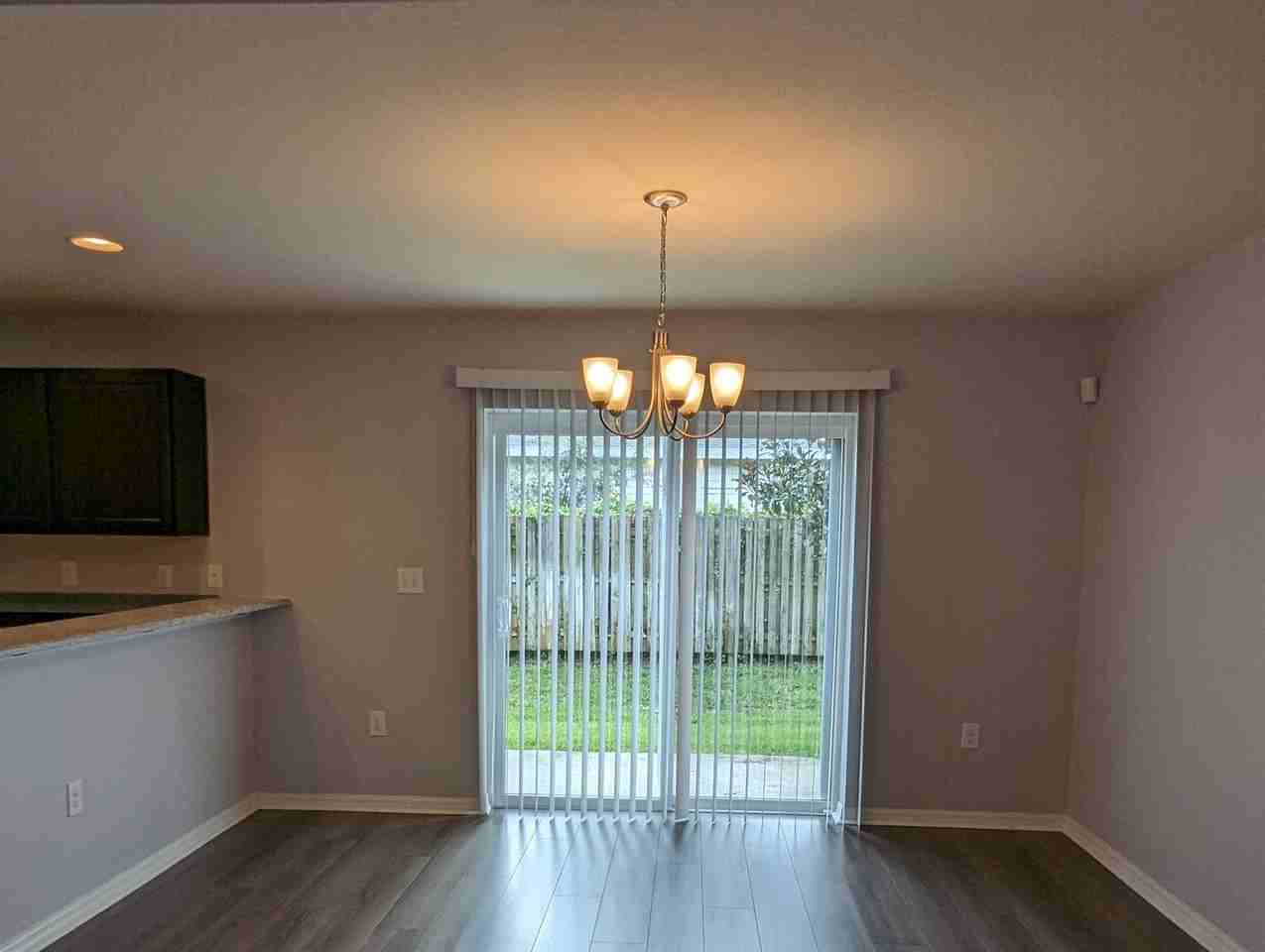 219 Woodknoll Pl - Photo 5 of 19