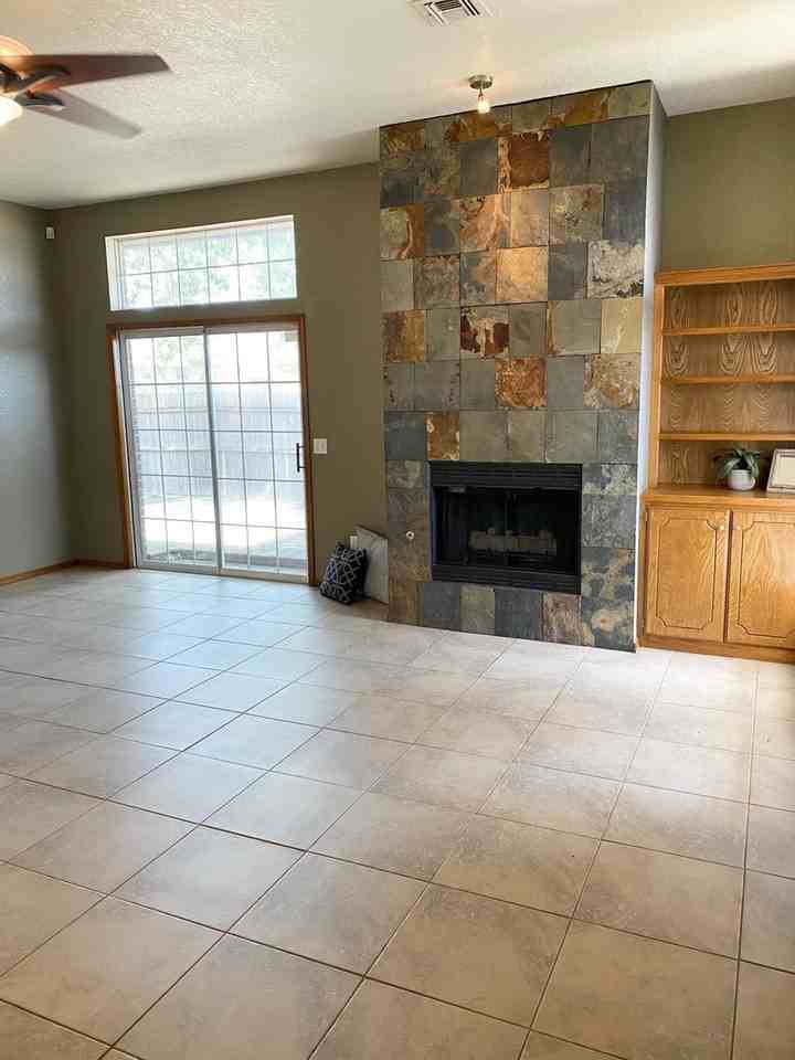 631 Stoneridge Dr - Photo 5 of 27
