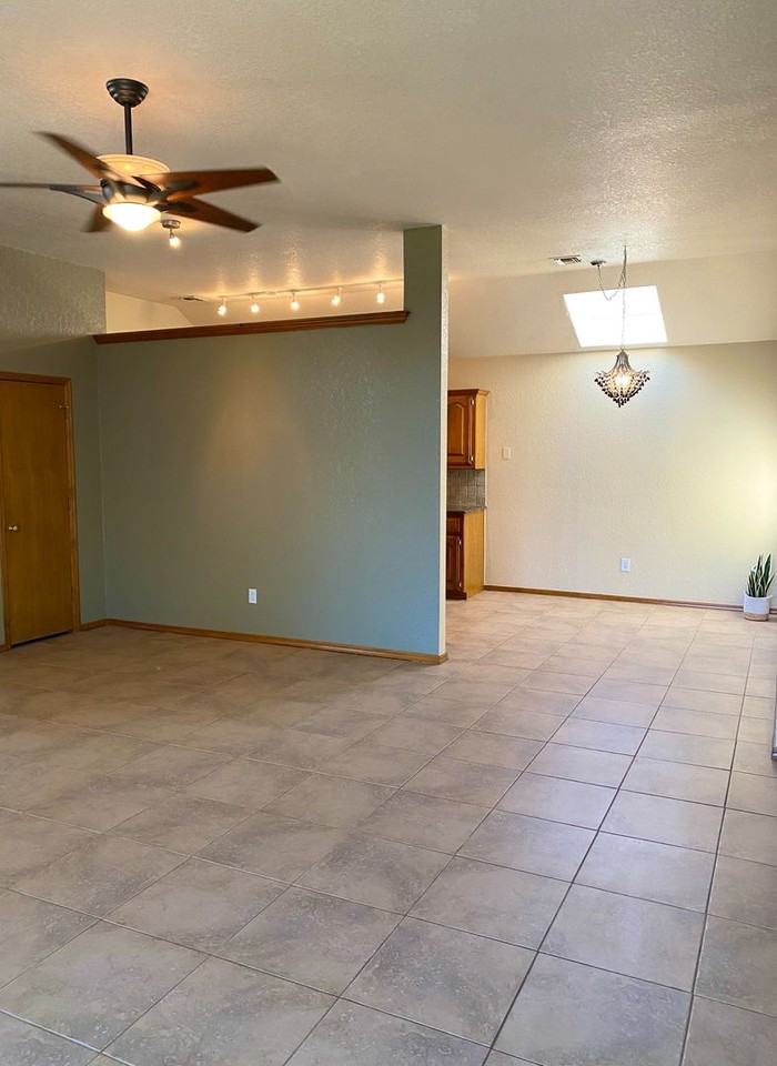 631 Stoneridge Dr - Photo 7 of 27
