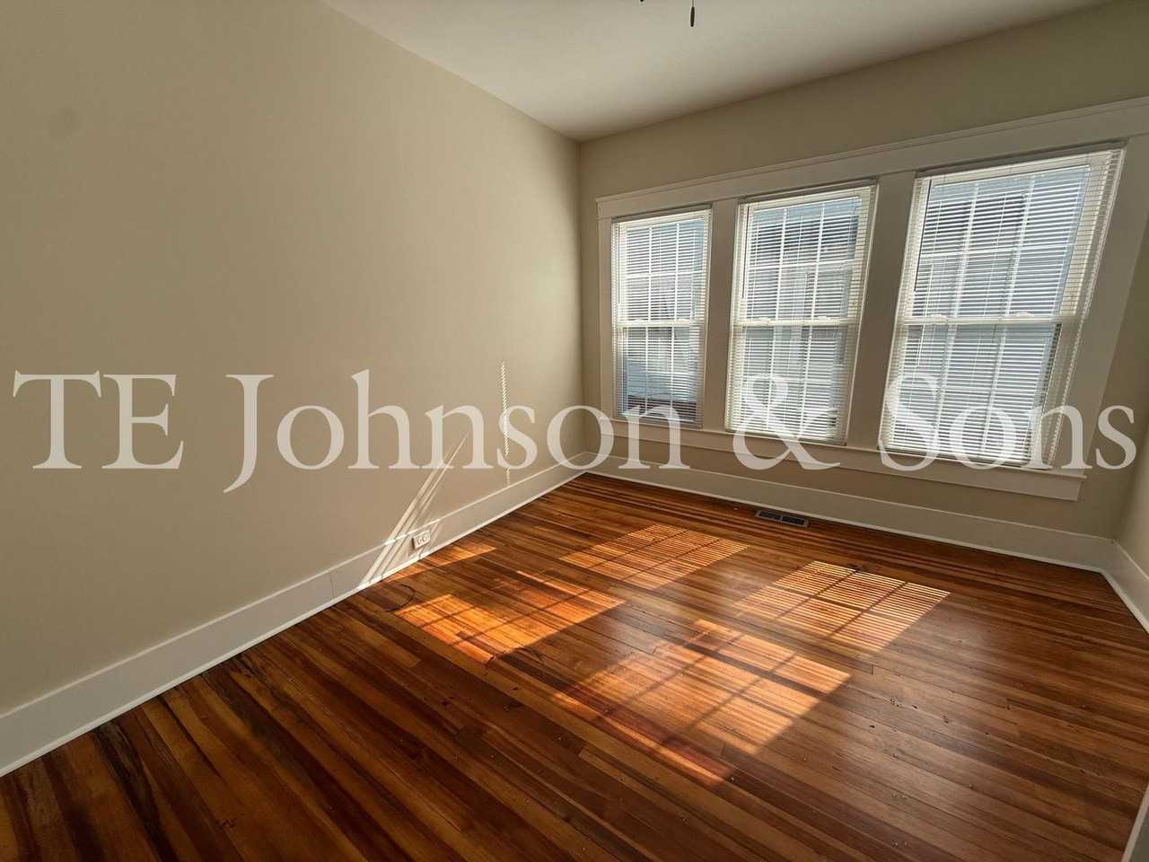 415 E 16th St - Photo 6 of 26