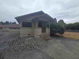 (1X) 741 Westgate [PRM: Andrew] (2) - Photo 1 of 1
