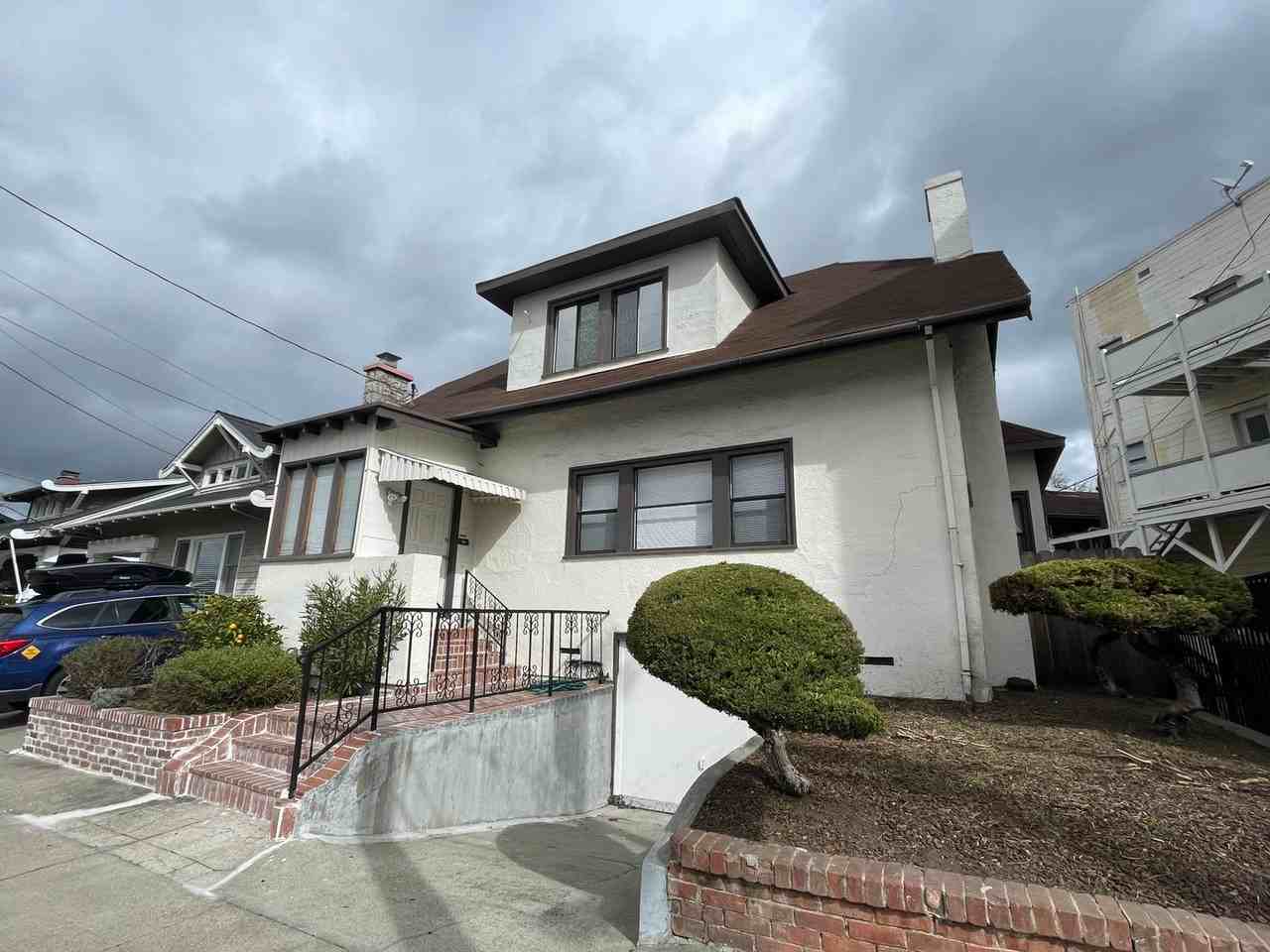 316 Forest St - Photo 6 of 24