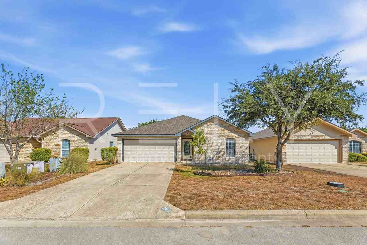 241 Moonstone Dr - Photo 2 of 27