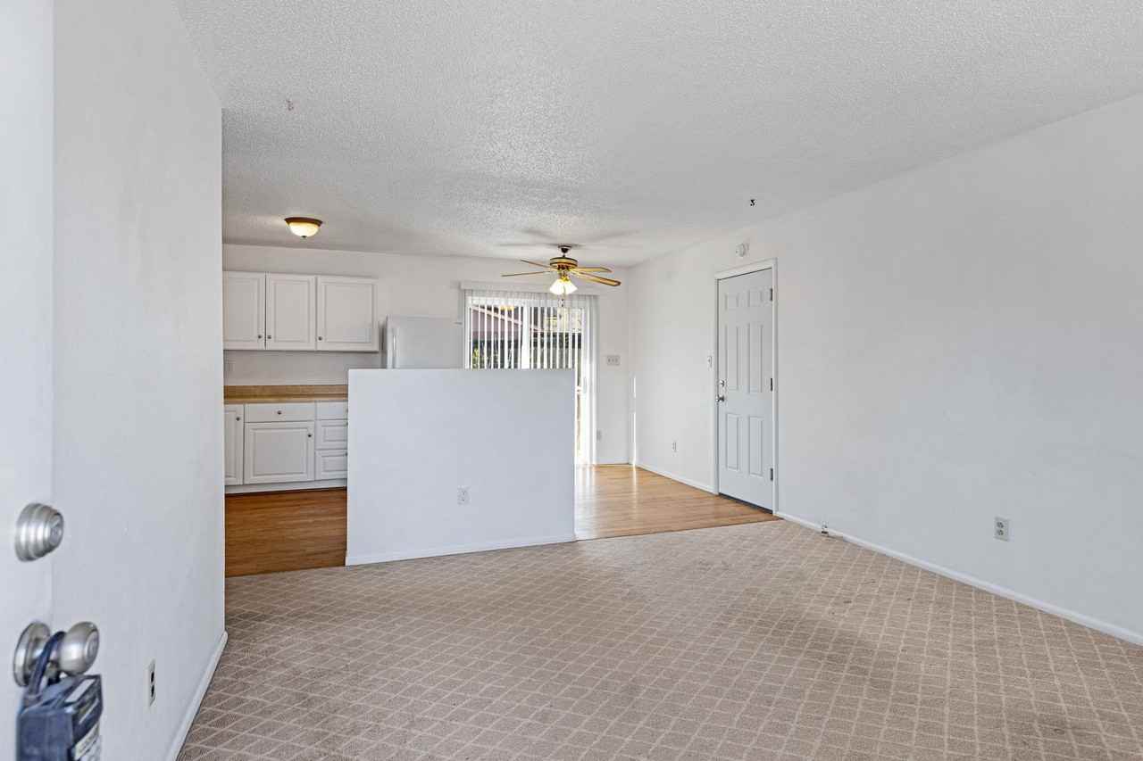 2436 Launcelot Ct - Photo 3 of 20