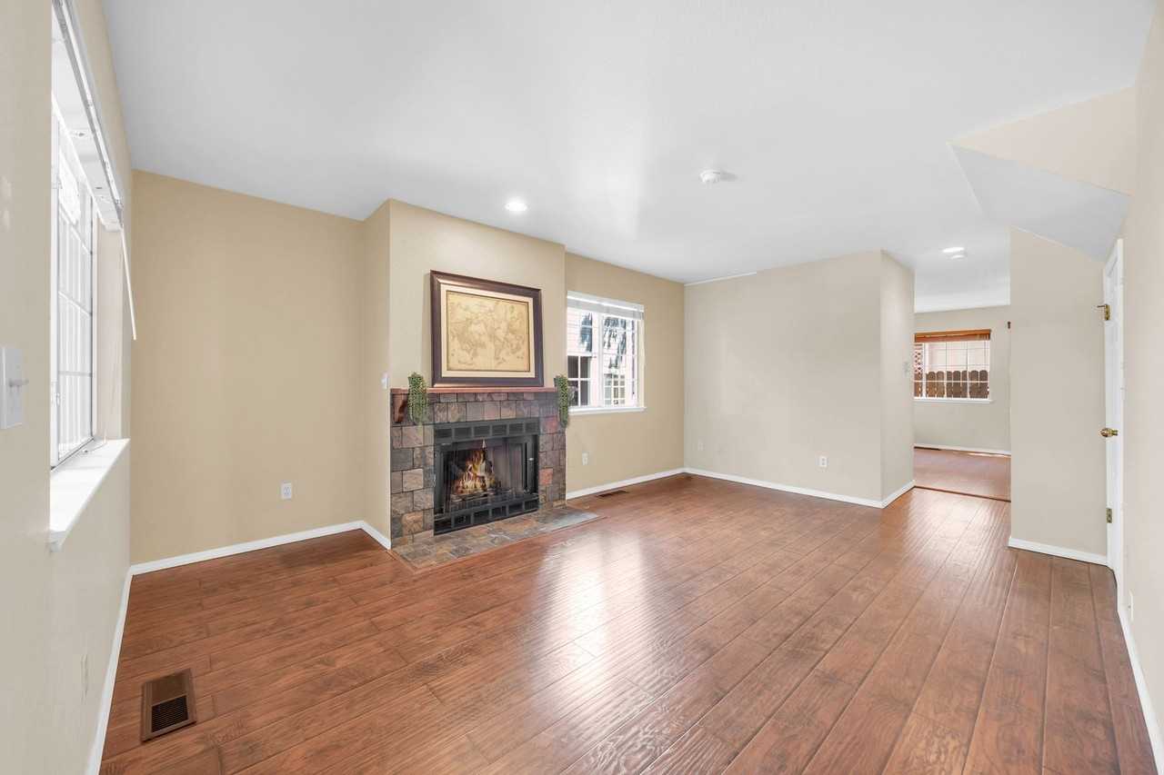 2650 Plumas St #16 - Photo 3 of 30
