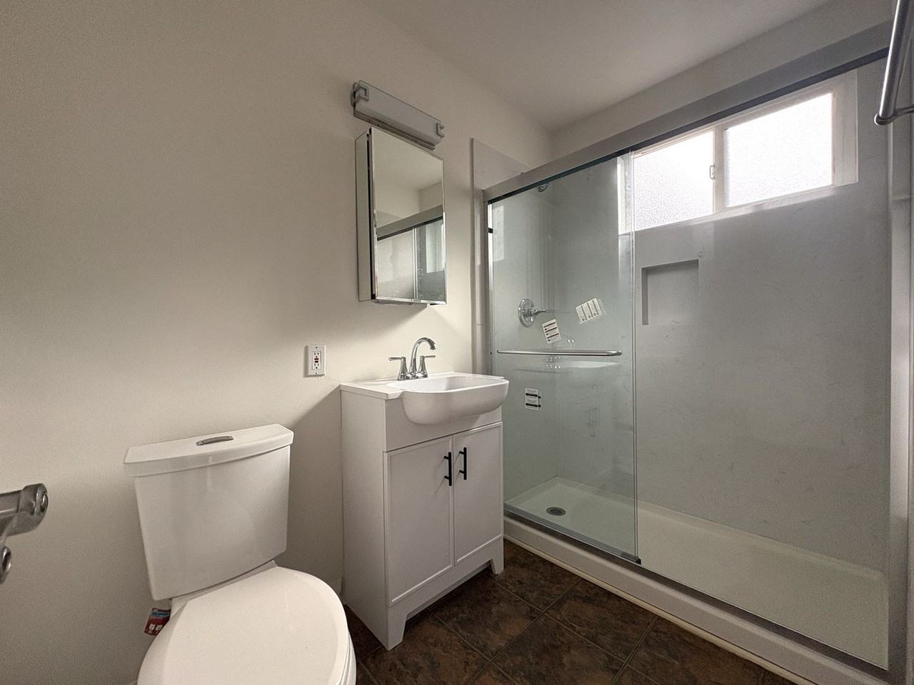 1061 Alma St #1061 - Photo 6 of 19