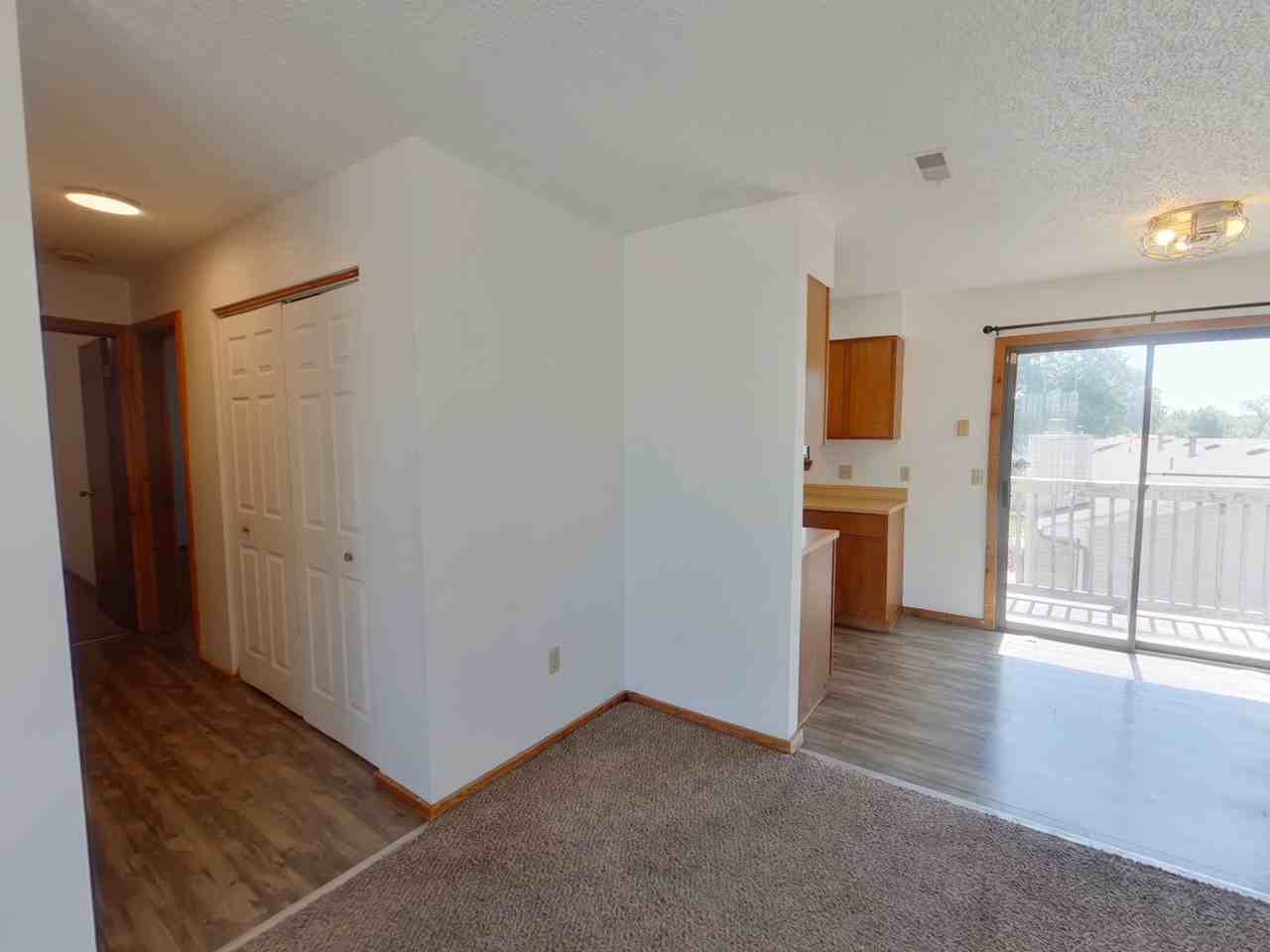 3950 N Garland Cir #4 - Photo 3 of 9