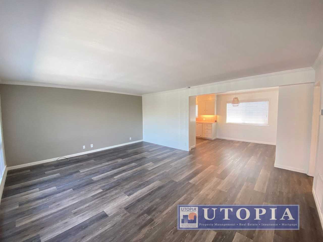 1140 E Cliff Dr #06 - Photo 2 of 23