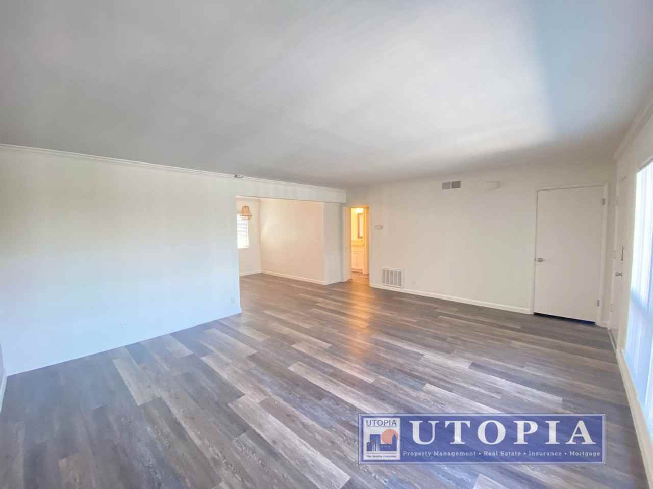 1140 E Cliff Dr #06 - Photo 3 of 23